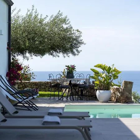 Talia 4 By Massimo Cefalù